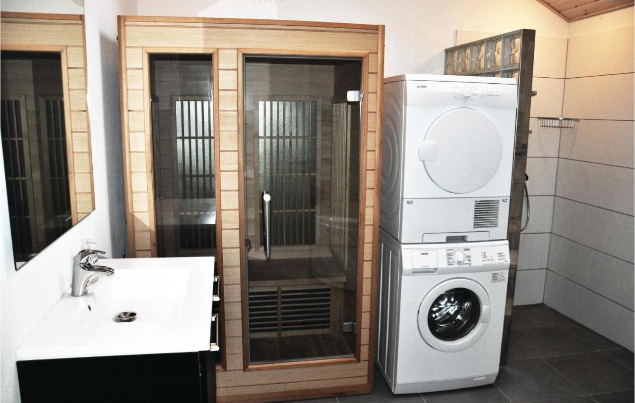 Pet Friendly Home In Augustenborg With Kitchen Asserballeskov 外观 照片